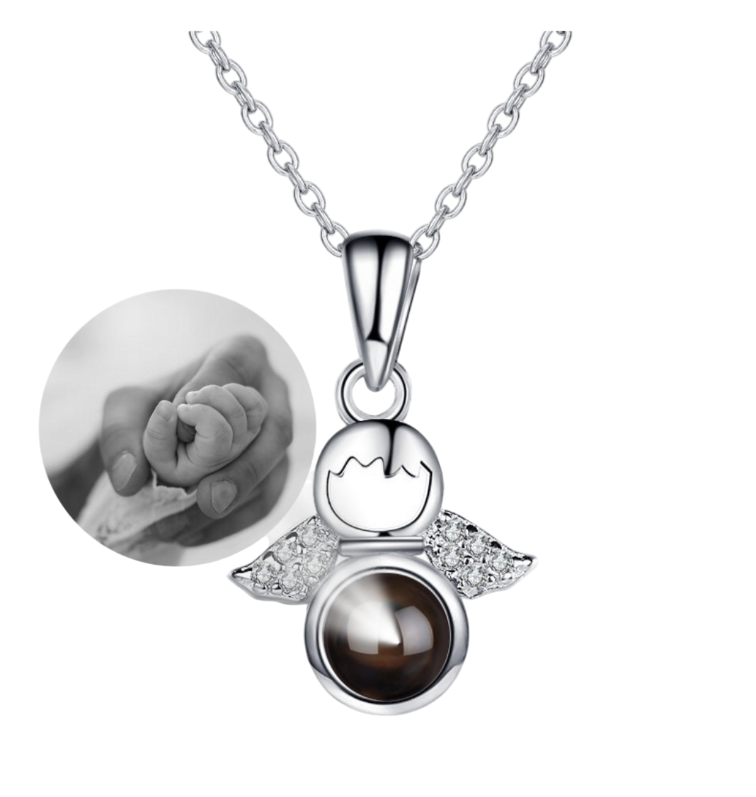 Collar y Dije de Angelito con foto personalizada de proyección❤️