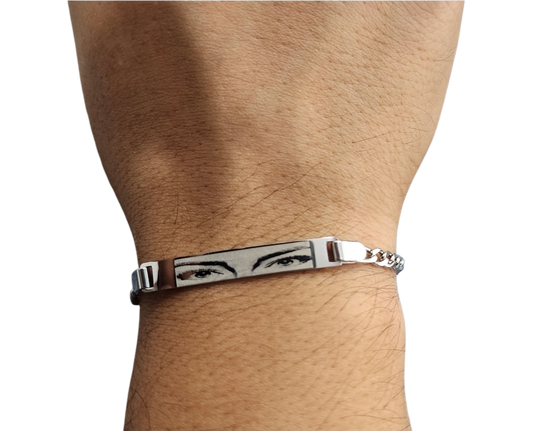 Pulsera con ojos personalizados