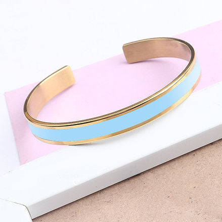 Pulsera Elegante de acero inoxidable con Borde Dorado Grabado a Laser♥️