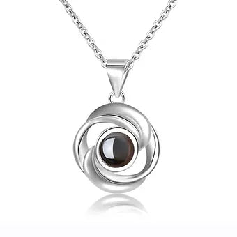 Collar de Nudo Infinito