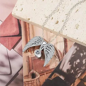 Collar y Dije de Alas Abatibles con Foto Personalizada